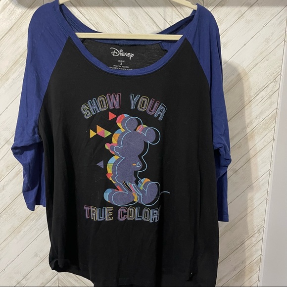 Torrid Disney Mickey Mouse Graphic Top “Show your colors” - Picture 2 of 5